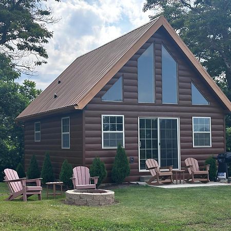 Cozy 1 Bedroom Cabin In The Heart Of Jonesborough Bagian luar foto