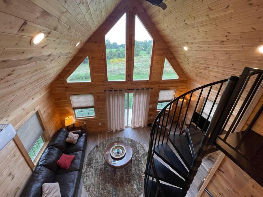 Cozy 1 Bedroom Cabin In The Heart Of Jonesborough Bagian luar foto